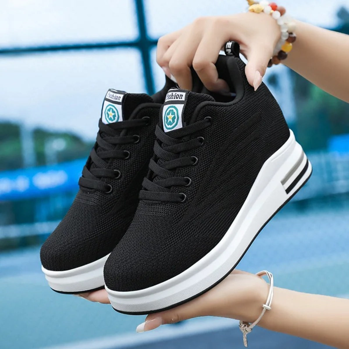 Basket femme avec talon