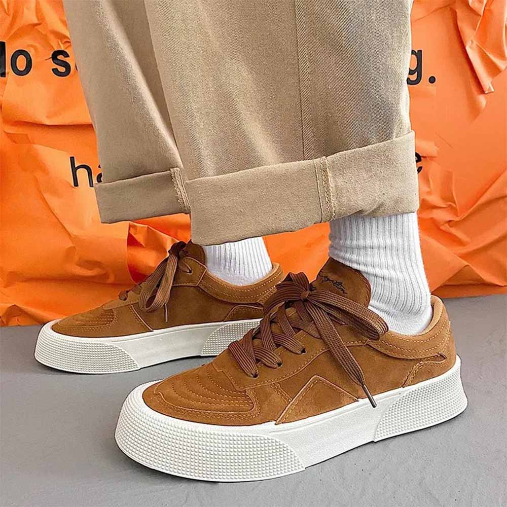 Men's leather sneakers