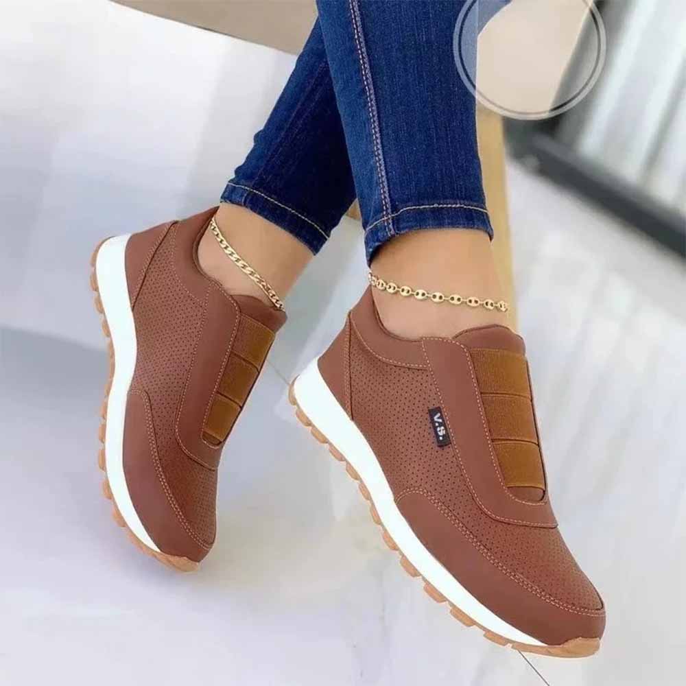 Women's walking sneakers