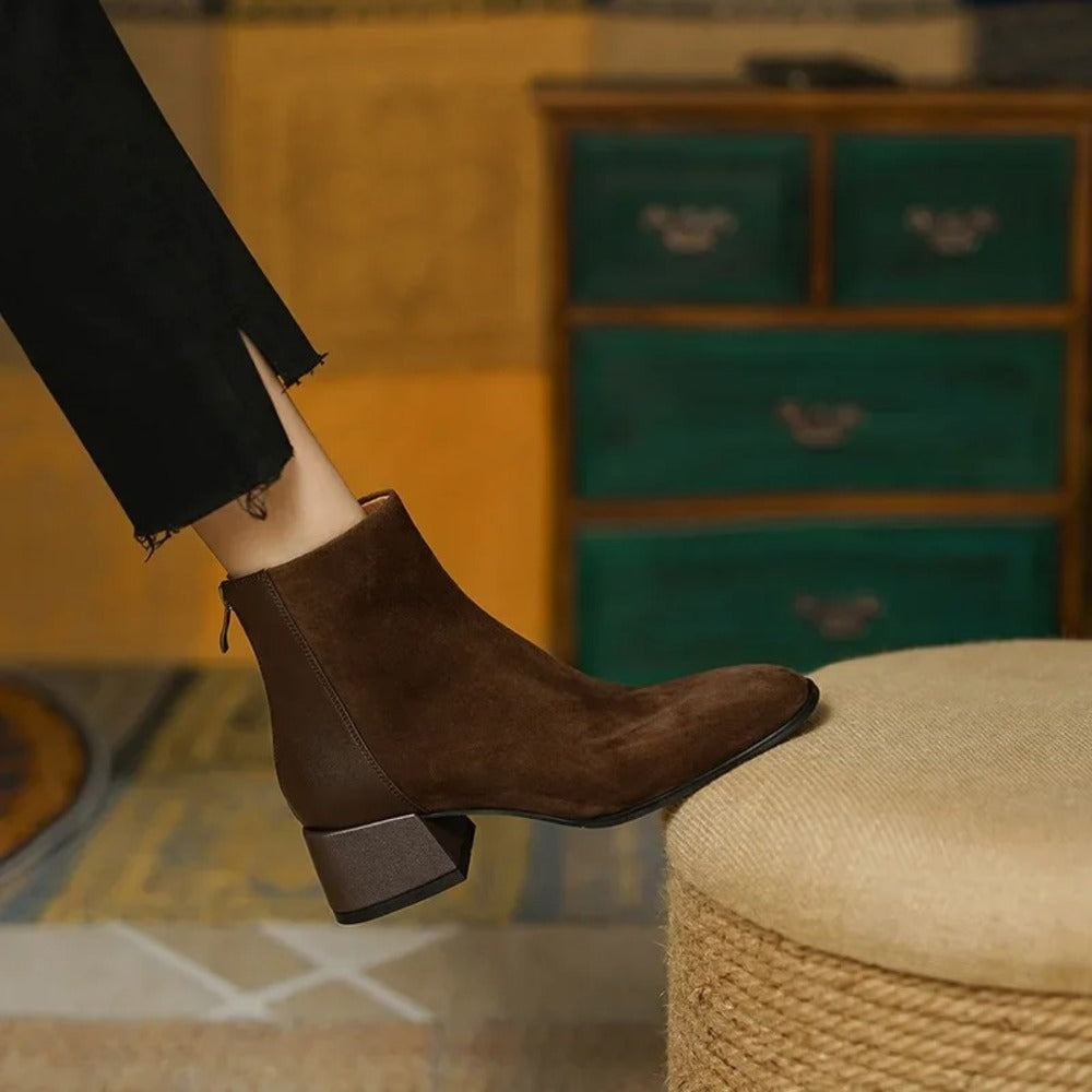 Bottines à petits talons pour femme