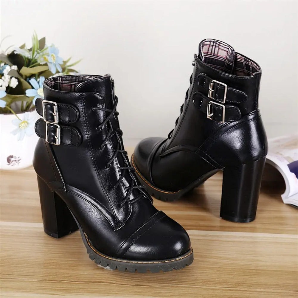 Bottines en cuir bordeaux