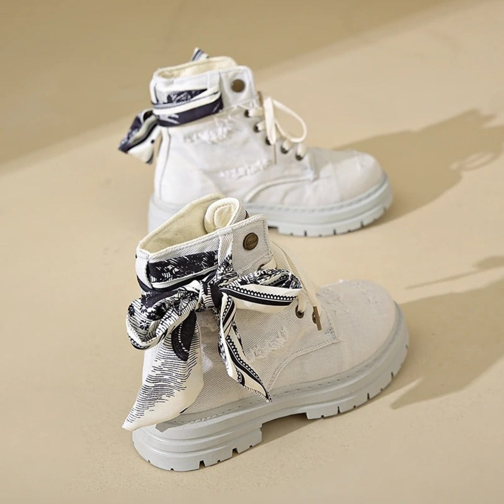 Bottines style urbain en jean
