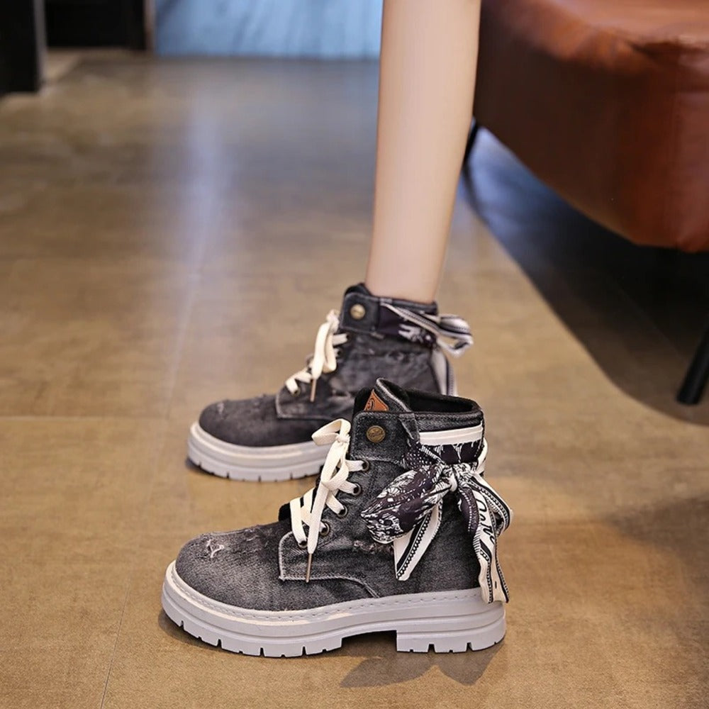 Bottines style urbain en jean