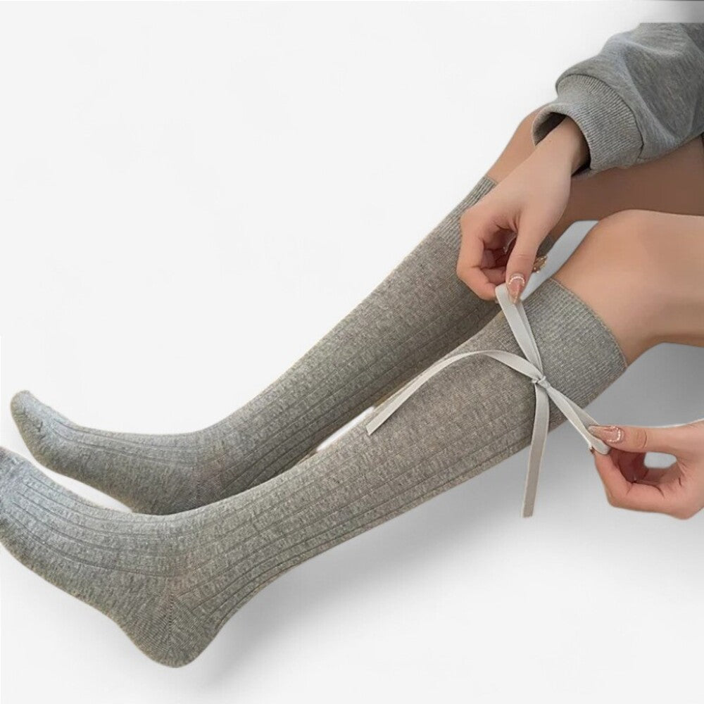 Elegant knee-high socks