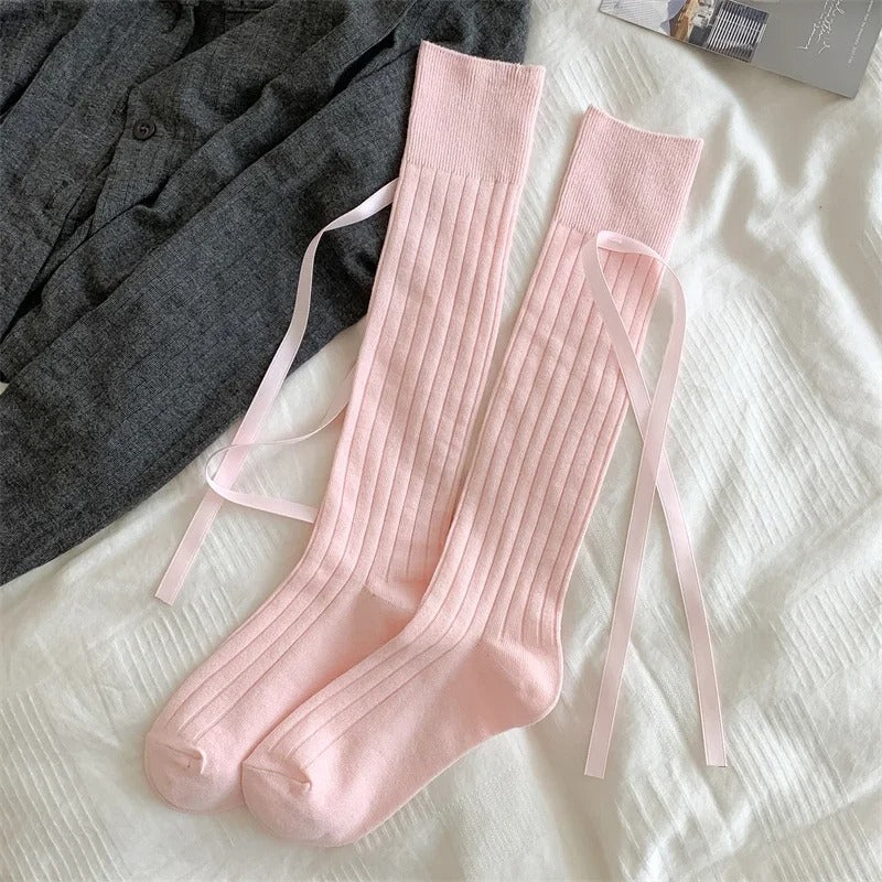 Elegant knee-high socks