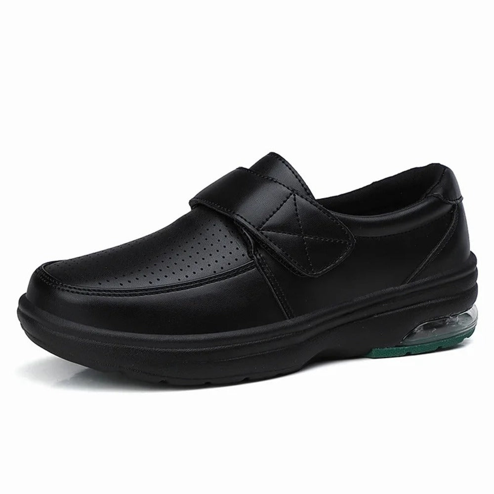 Women's summer shoes for wide feet