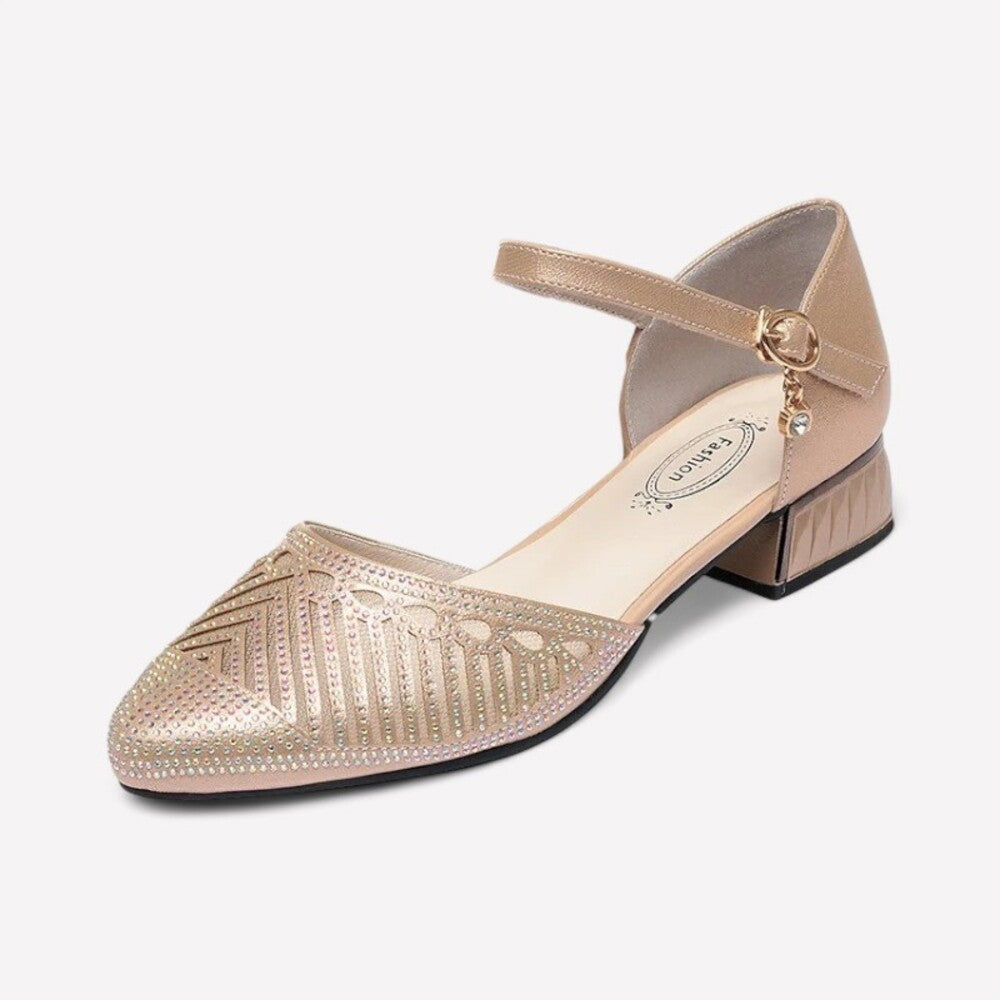 Women's patent leather pumps