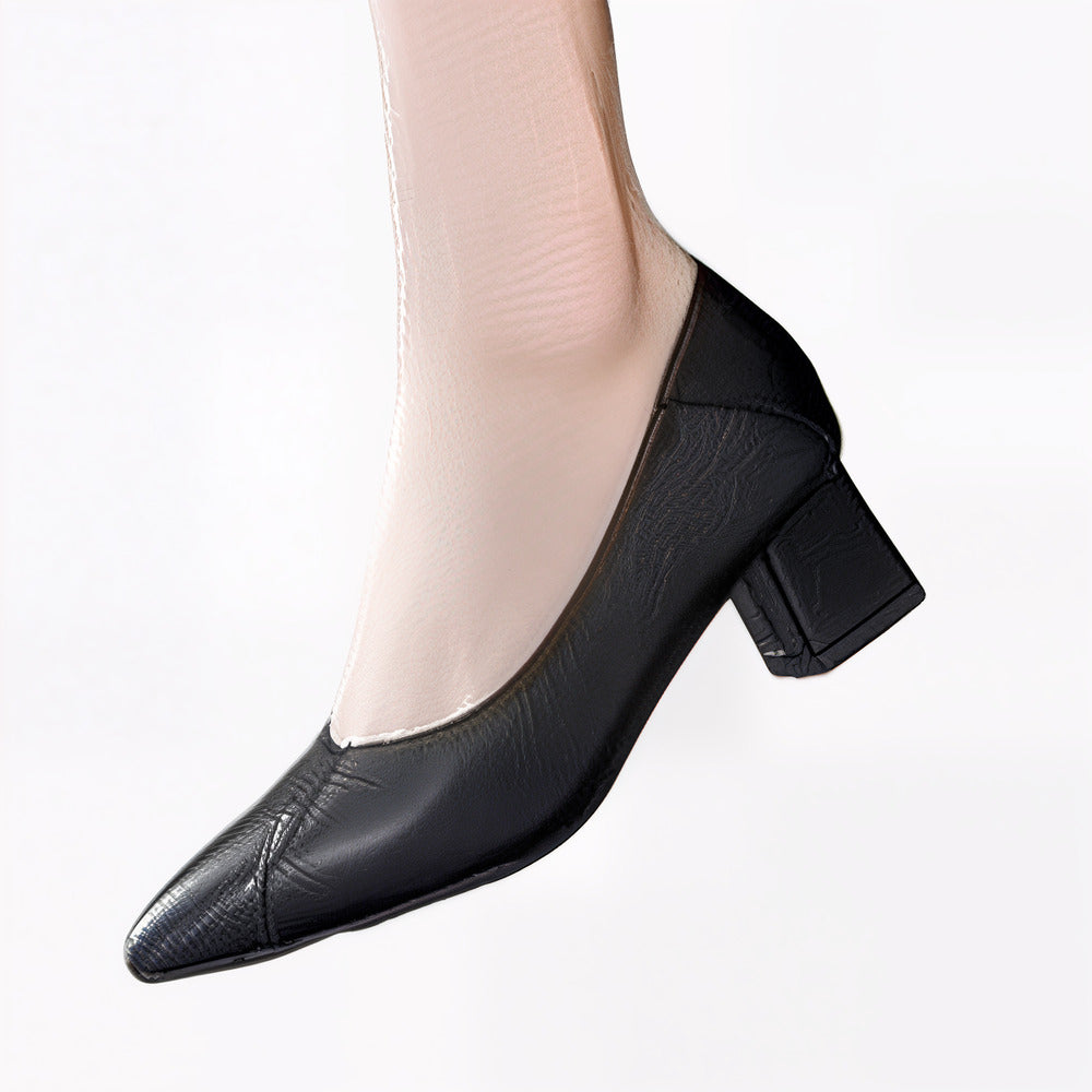 Women's black low heel pumps