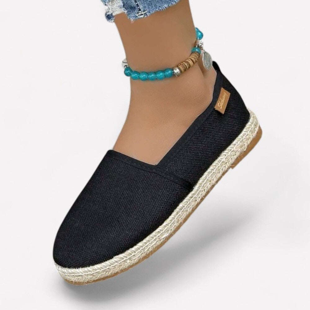 Women's flat espadrilles