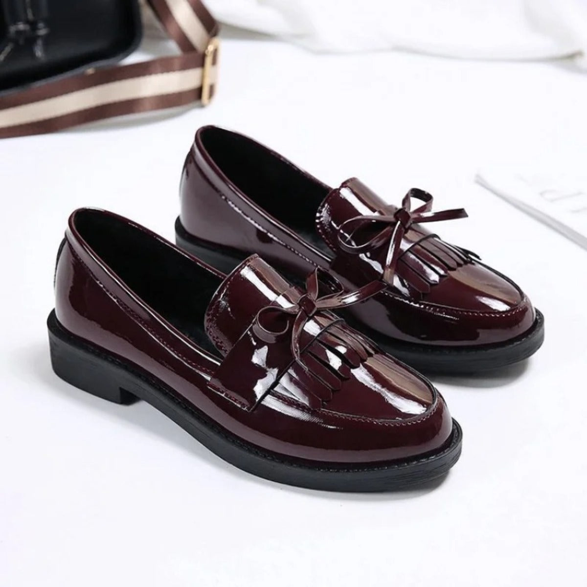 Women's heeled loafers