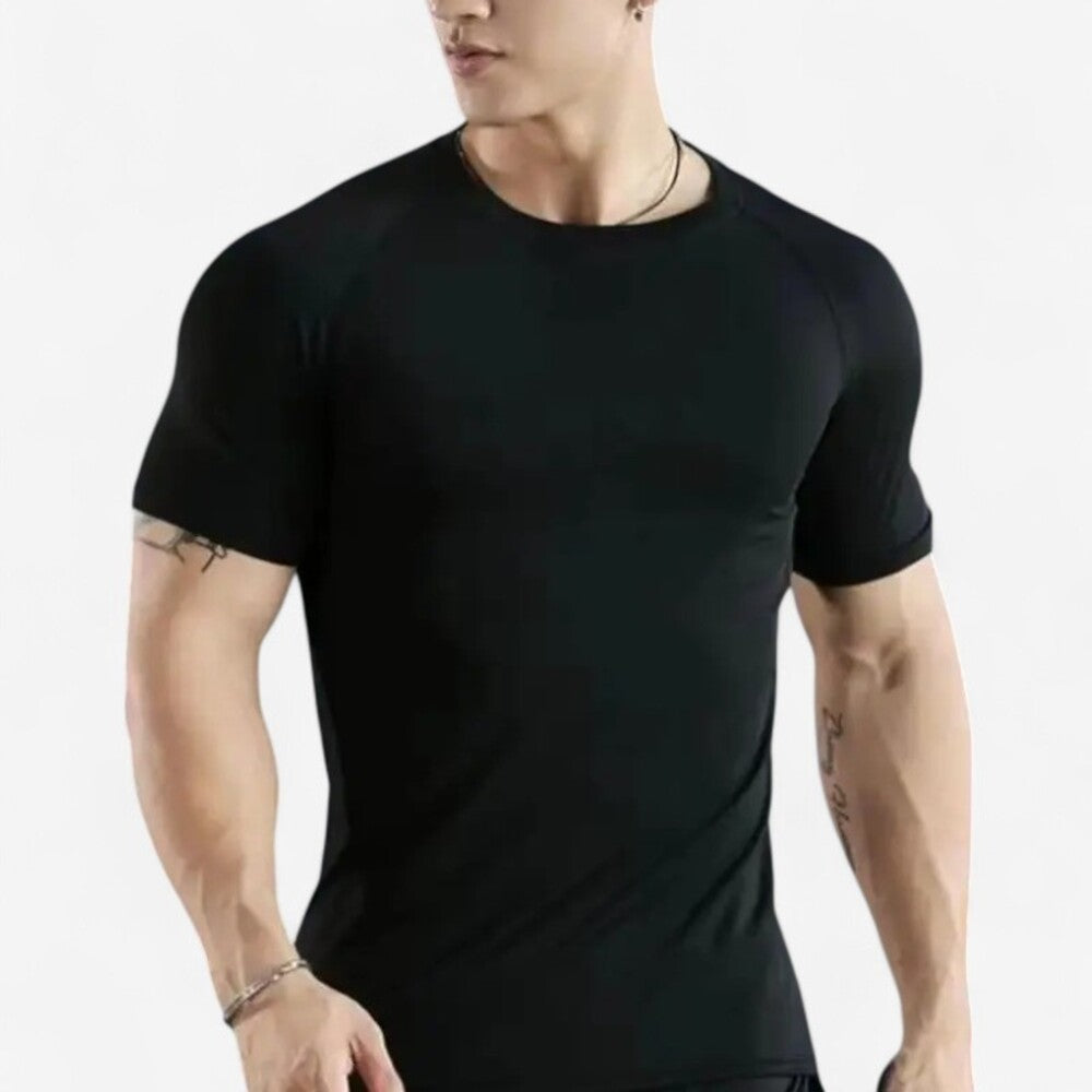 Black fitted t-shirt