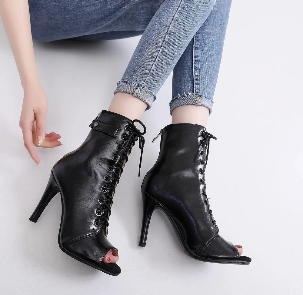 Bottines à talon aiguille pour femme