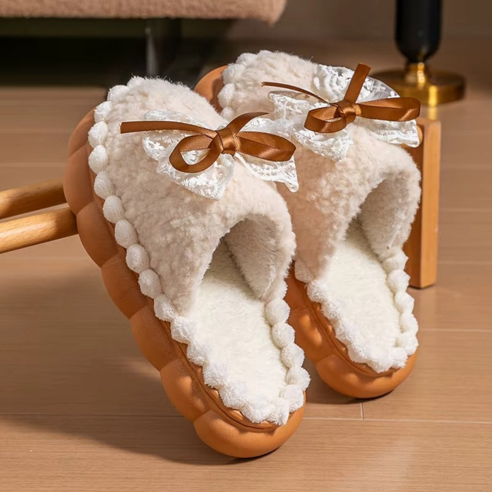 Chaussons Fourrés Femme – Doux, Chauds & Semelle Épaisse