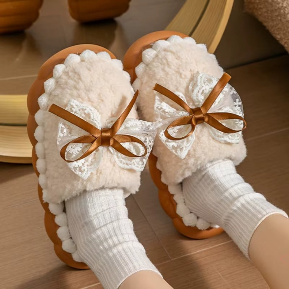 Chaussons Fourrés Femme – Doux, Chauds & Semelle Épaisse