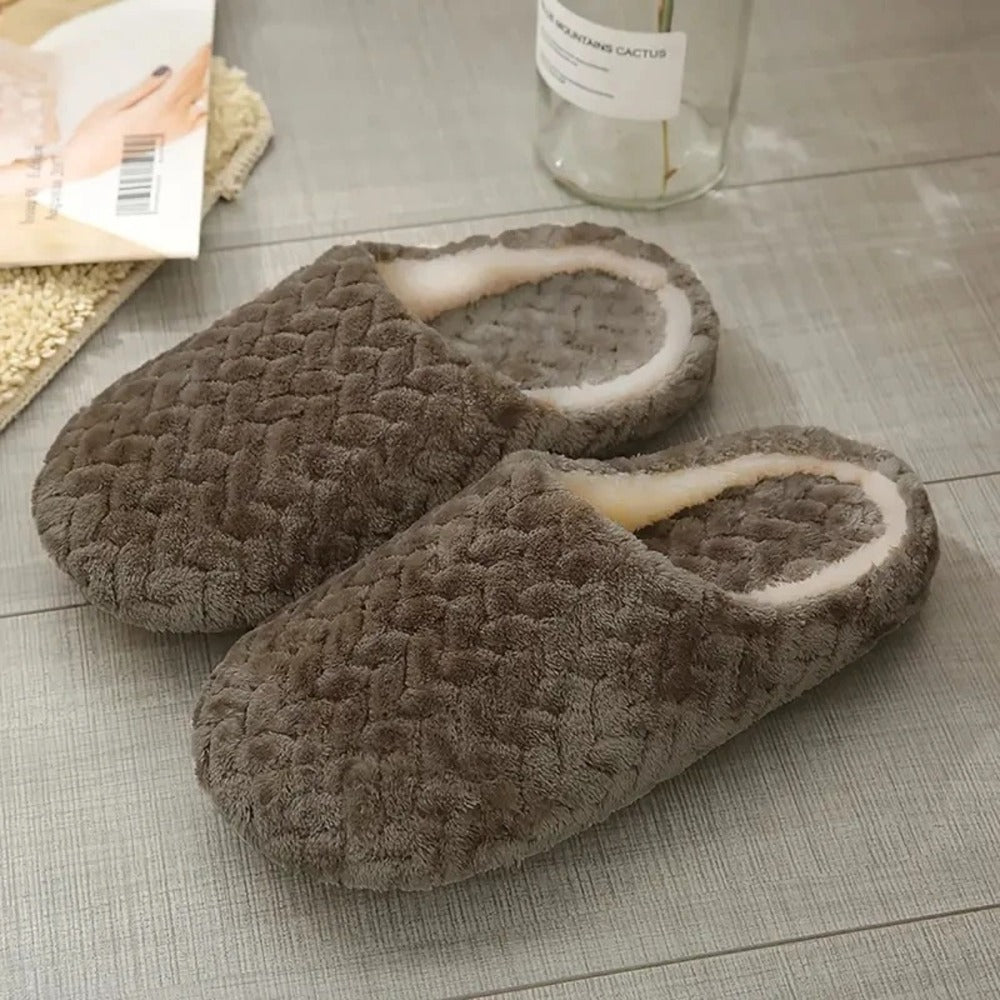 Pantoufle en peluche