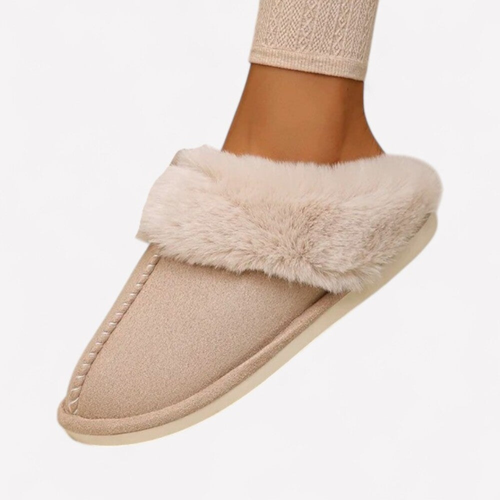 Pantoufles fourrées femme